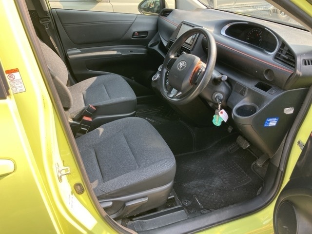 Toyota SIENTA 2017 8268595-8
