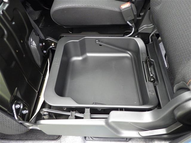 Suzuki SPACIA 2020 8268625-23