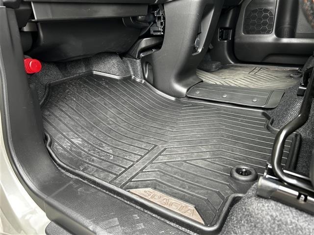 Suzuki SPACIA 2025 8268631-4