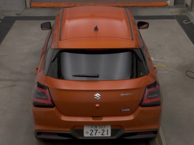 Suzuki SWIFT 2024 8268494-7
