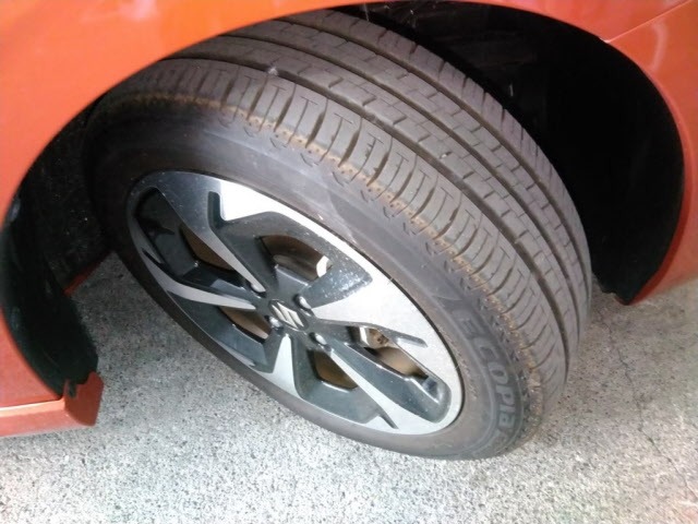Suzuki SWIFT 2024 8268494-9