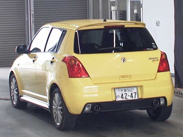 Suzuki SWIFT 2006 8268501-1