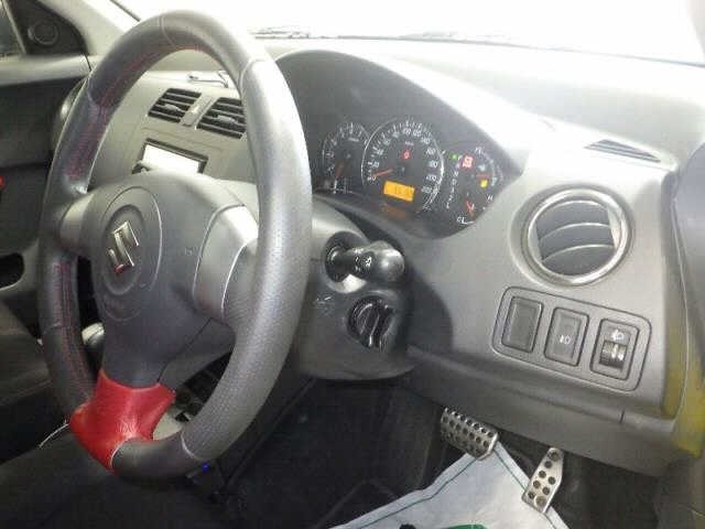 Suzuki SWIFT 2006 8268501-7