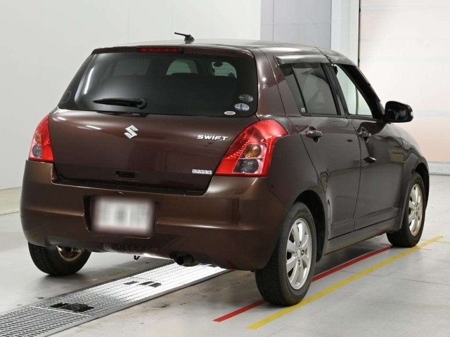 Suzuki SWIFT 2009 8268506-1