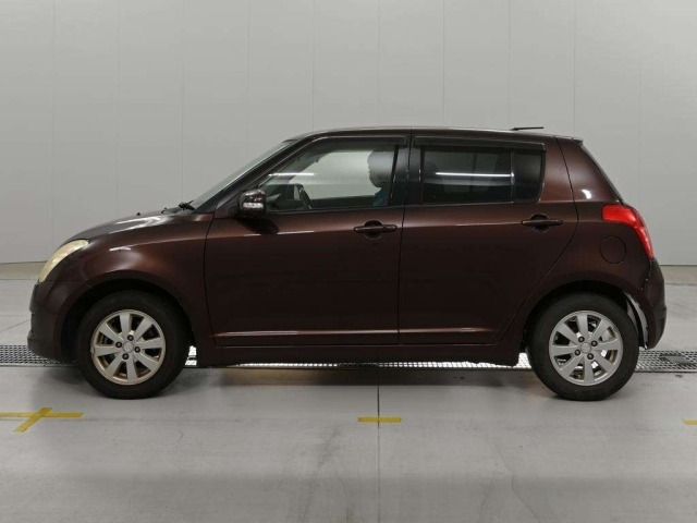 Suzuki SWIFT 2009 8268506-4