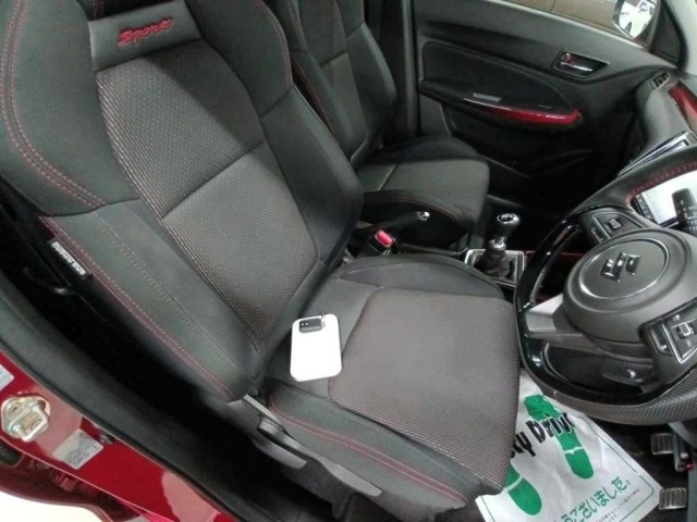 Suzuki SWIFT 2024 8268507-10