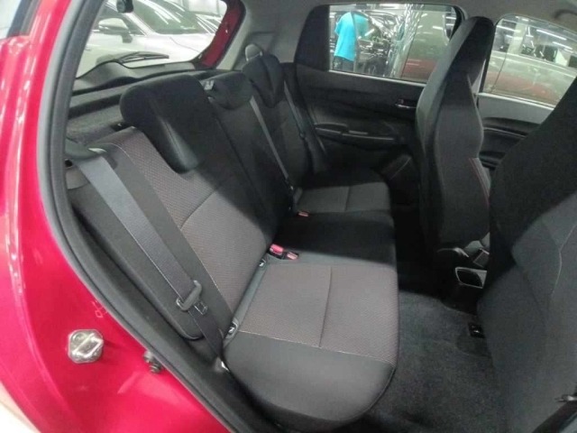 Suzuki SWIFT 2024 8268507-12