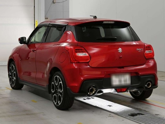 Suzuki SWIFT 2024 8268507-6