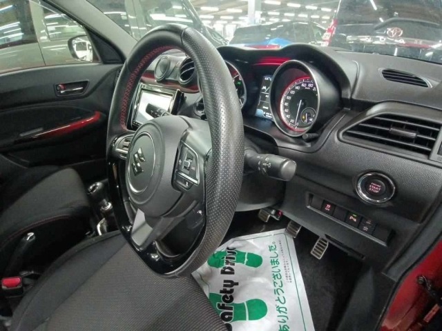Suzuki SWIFT 2024 8268507-9
