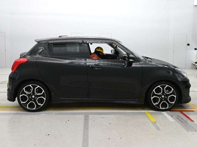 Suzuki SWIFT 2023 8268521-3