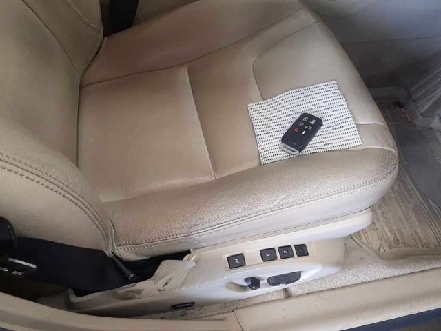 Volvo V60 2015 8271677-10