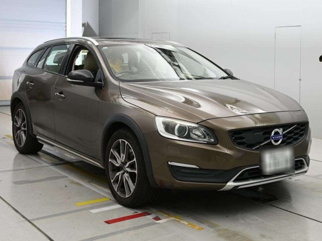 Volvo V60 2015 8271677-5