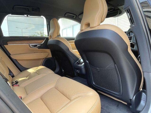 Volvo V90 2020 8272549-11