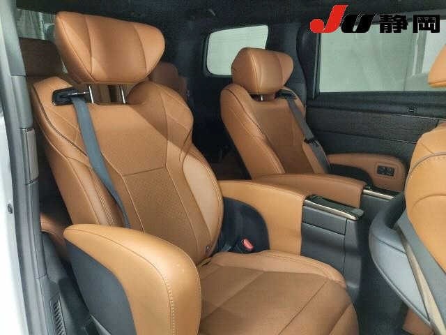 Toyota VELLFIRE 2024 8268681-8