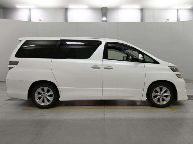 Toyota VELLFIRE 2012 8268683-3