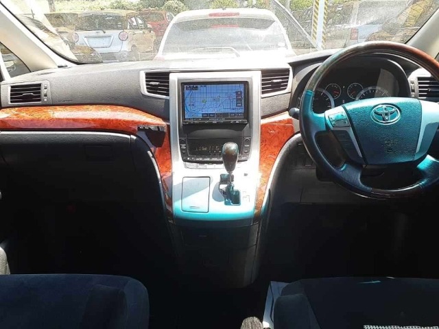 Toyota VELLFIRE 2010 8268685-9