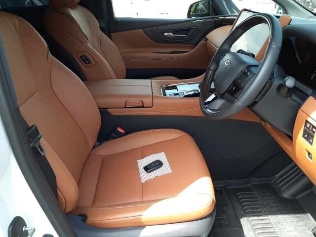 Toyota VELLFIRE 2023 8268686-8