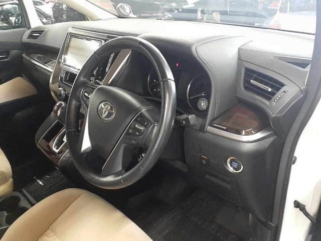 Toyota VELLFIRE 2016 8268718-9