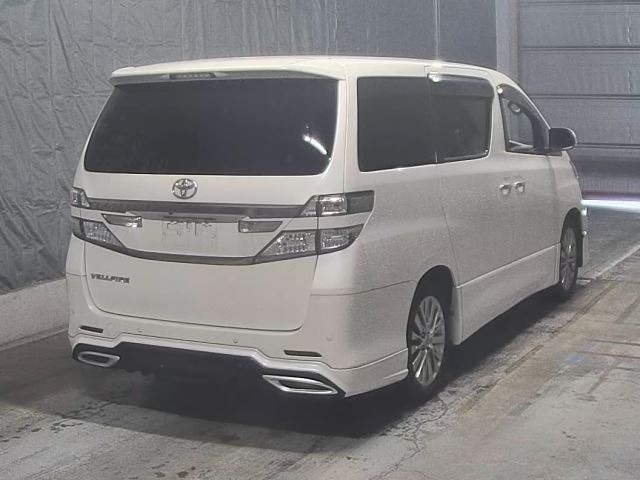 Toyota VELLFIRE 2013 8268733-1