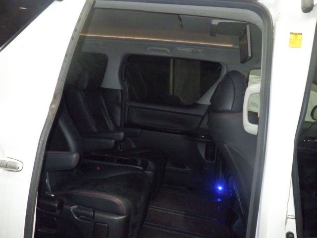 Toyota VELLFIRE 2013 8268733-5