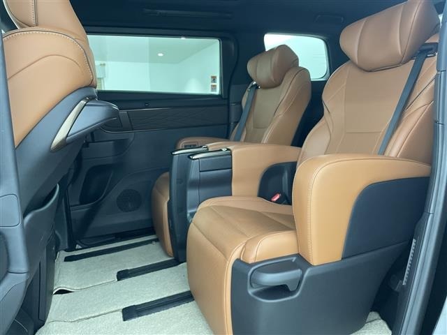 Toyota VELLFIRE 2023 8268921-10