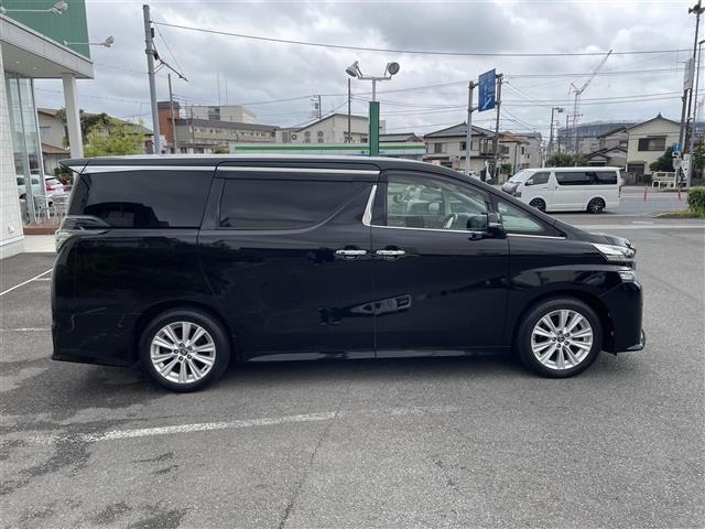 Toyota VELLFIRE 2015 8268925-1