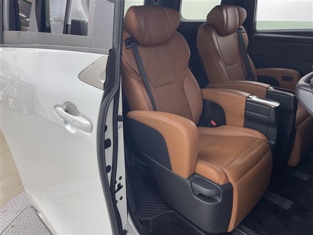 Toyota VELLFIRE 2024 8268932-5