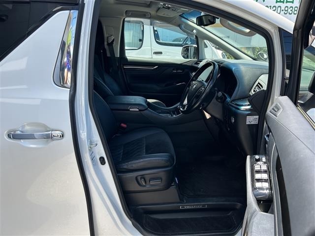 Toyota VELLFIRE 2017 8268941-12