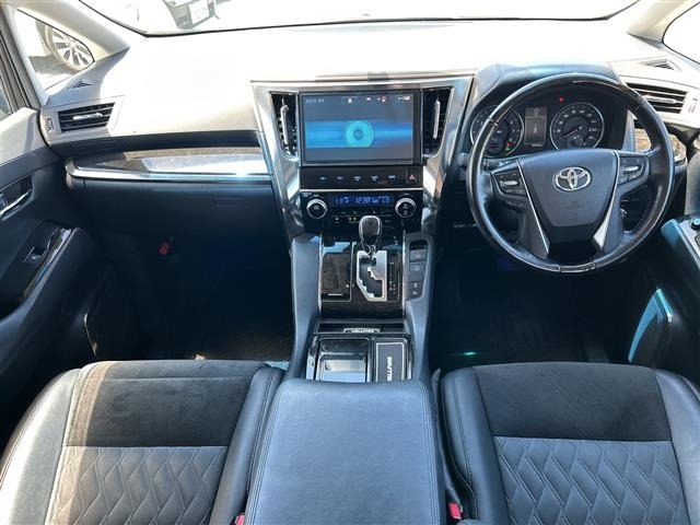 Toyota VELLFIRE 2017 8268941-14