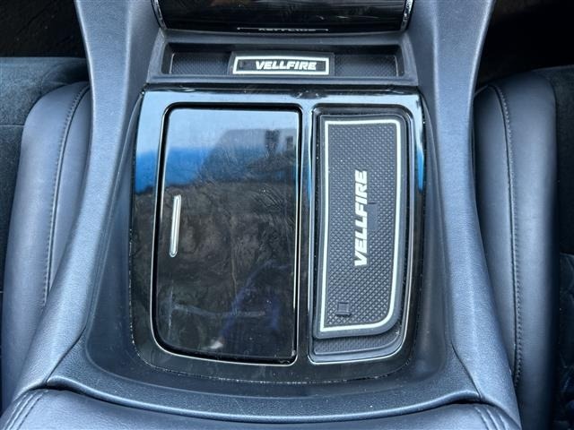 Toyota VELLFIRE 2017 8268941-8