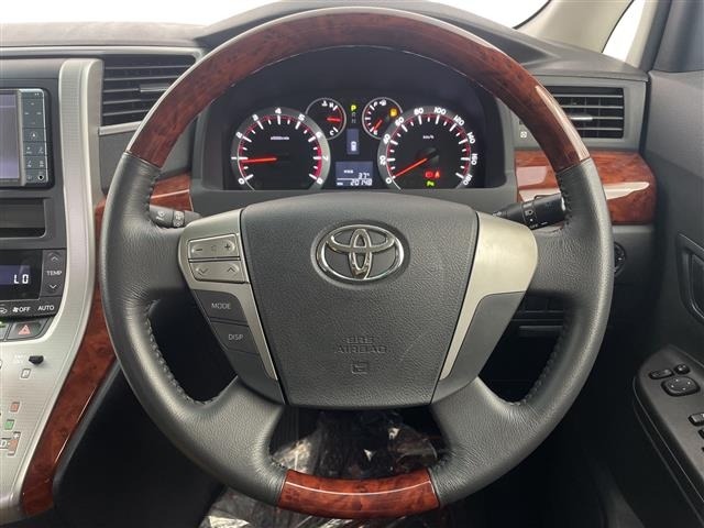 Toyota VELLFIRE 2010 8268948-7