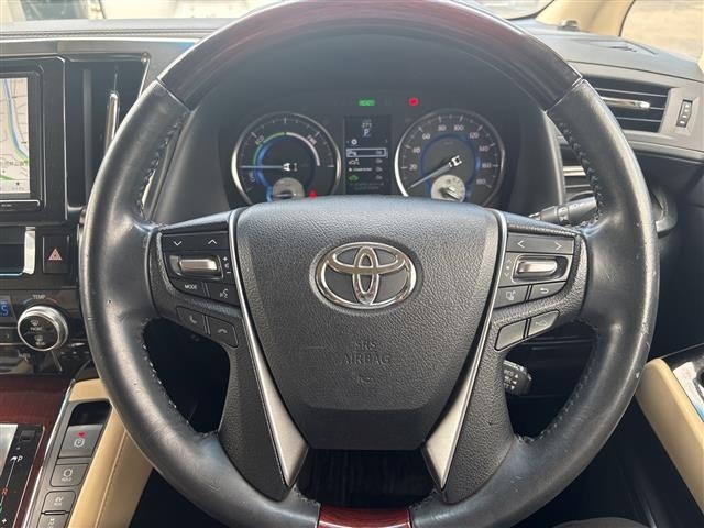 Toyota VELLFIRE 2016 8268951-6