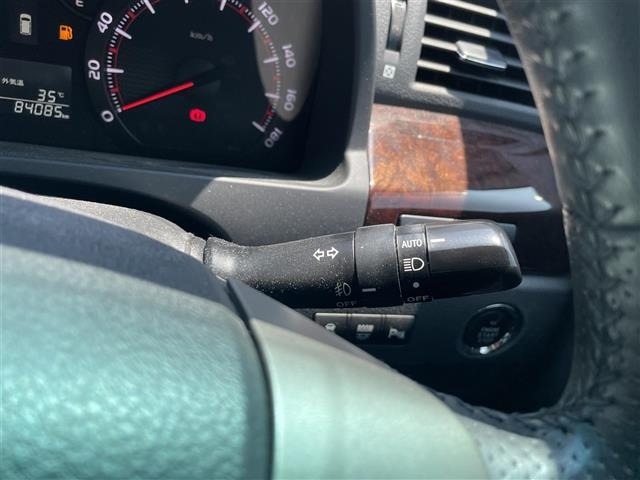 Toyota VELLFIRE 2012 8268952-8