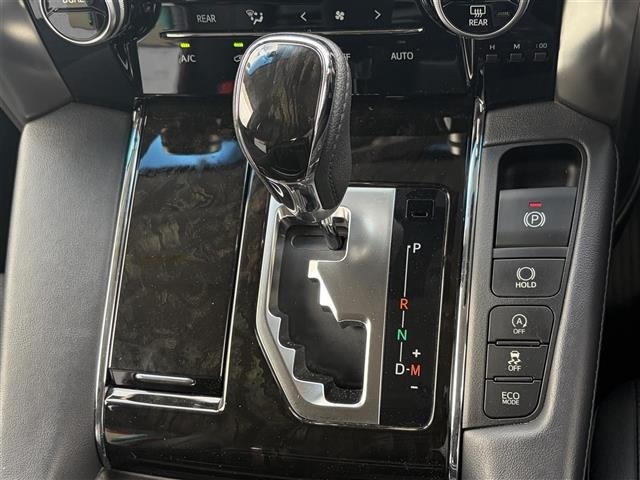 Toyota VELLFIRE 2017 8268953-6