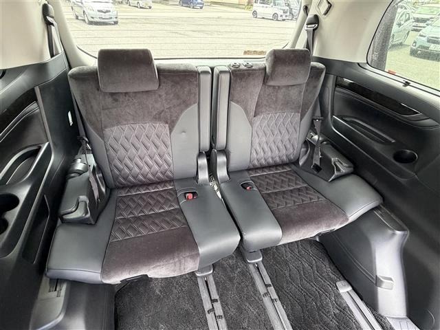 Toyota VELLFIRE 2017 8268953-9