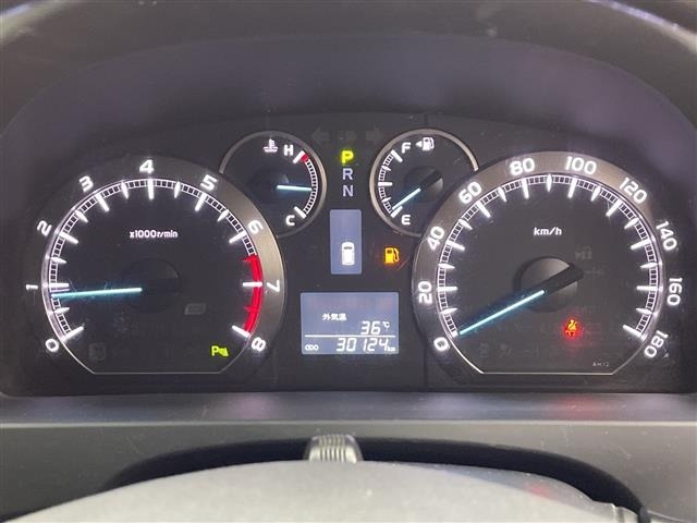 Toyota VELLFIRE 2012 8268955-1