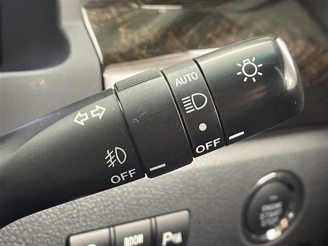 Toyota VELLFIRE 2012 8268955-7