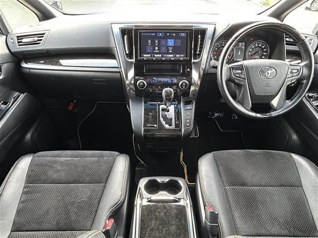 Toyota VELLFIRE 2017 8268957-15