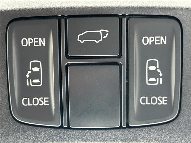 Toyota VELLFIRE 2017 8268957-3