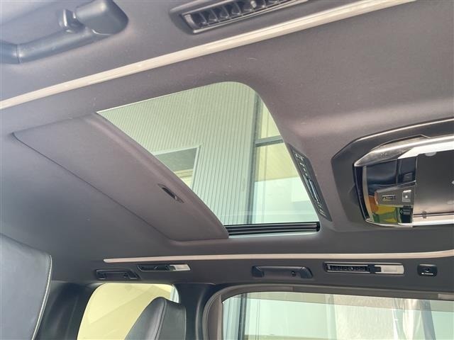 Toyota VELLFIRE 2017 8268958-7
