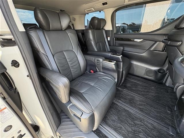 Toyota VELLFIRE 2015 8268969-11