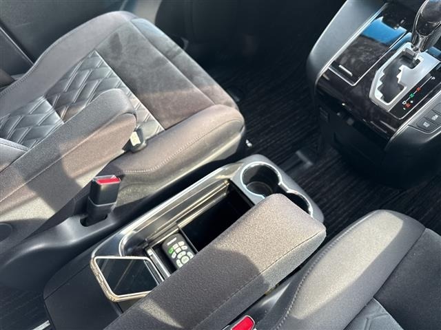 Toyota VELLFIRE 2019 8268970-3