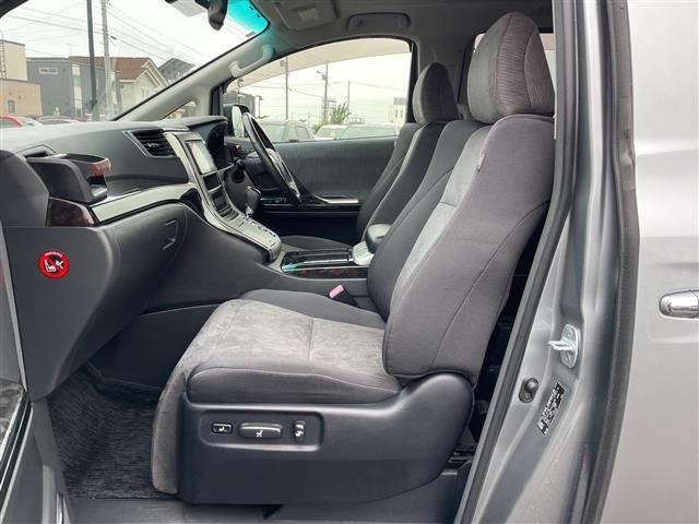 Toyota VELLFIRE 2012 8268972-8