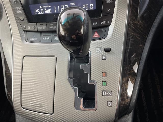 Toyota VELLFIRE 2012 8268973-18