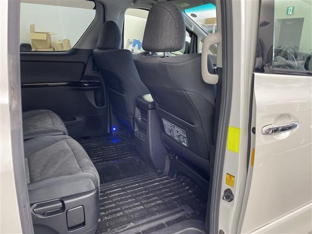 Toyota VELLFIRE 2012 8268973-4