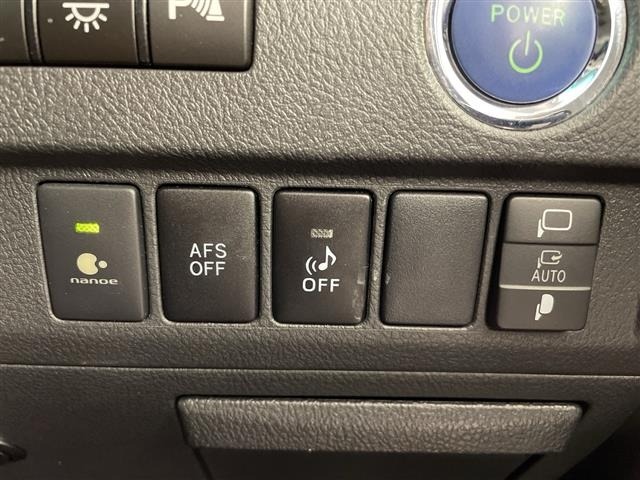 Toyota VELLFIRE 2012 8268973-8
