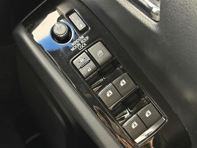 Toyota VELLFIRE 2016 8268977-6