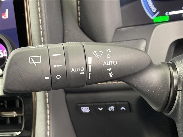 Toyota VELLFIRE 2025 8268978-12