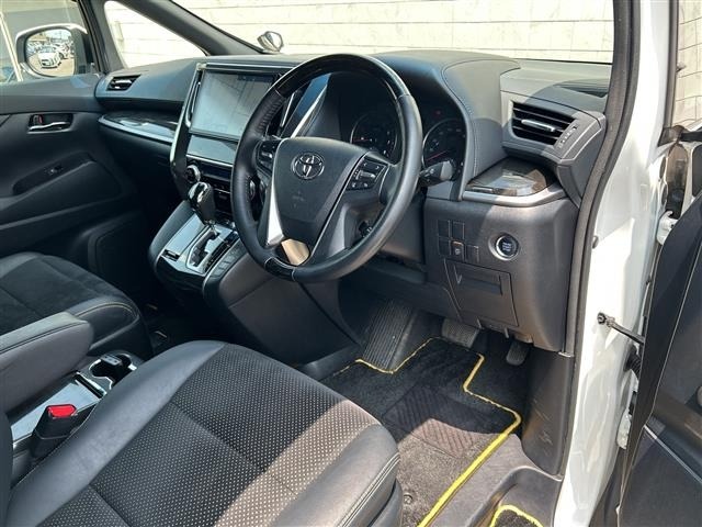 Toyota VELLFIRE 2016 8268980-1