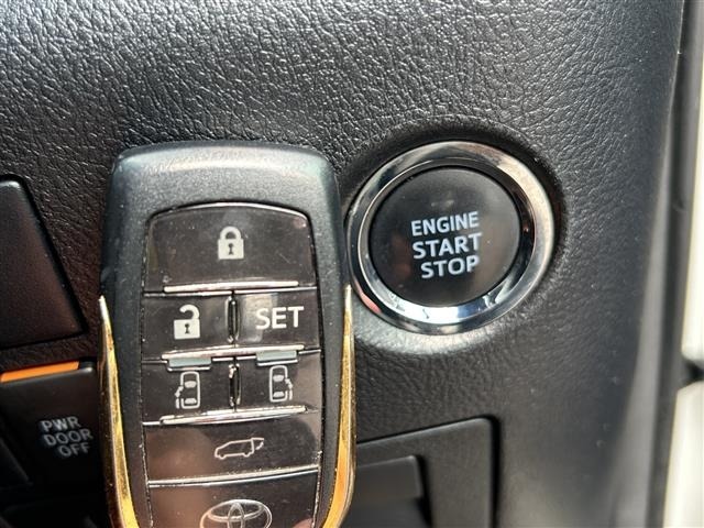 Toyota VELLFIRE 2016 8268980-11